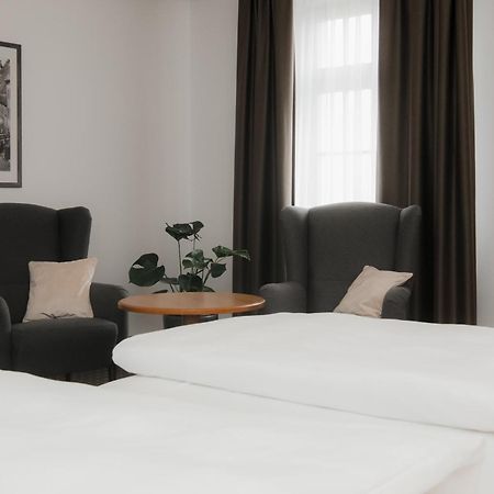 Hotel Alekto Freiberg Bagian luar foto