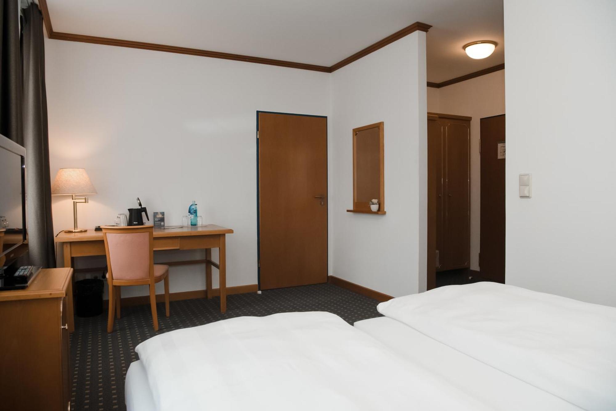 Hotel Alekto Freiberg Bagian luar foto