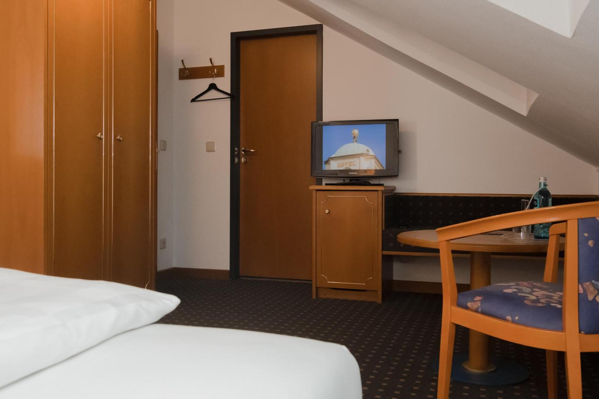 Hotel Alekto Freiberg Bagian luar foto